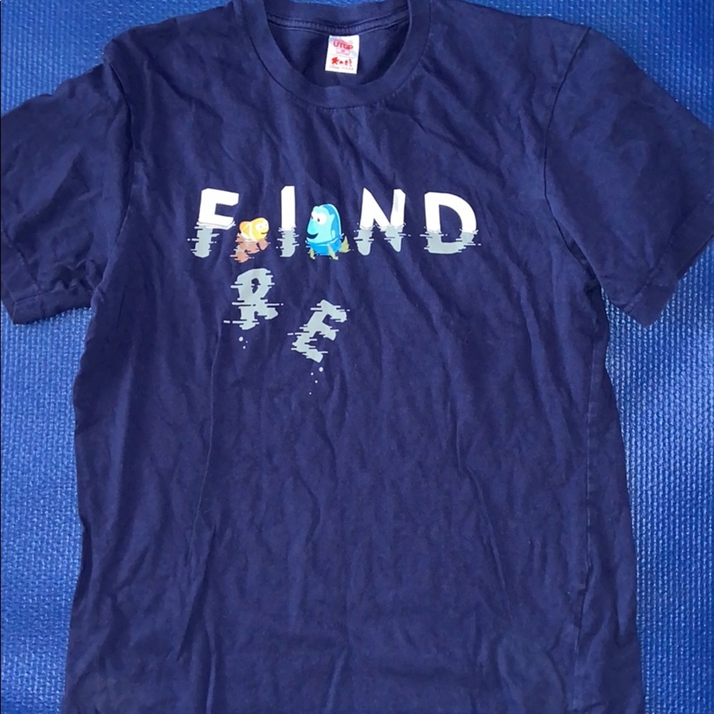 FINDING NEMO FRIEND T-SHIRT